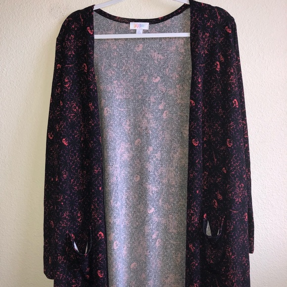 LuLaRoe Sweaters - LuLaRoe large Sarah duster